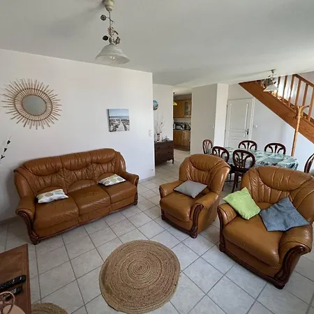 Villa Le Bourg 2 *